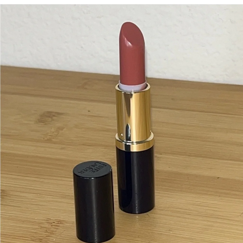 Estee Lauder 440 Irresistible Lipstick Pure Color Envy Sculpting Neutral Tan